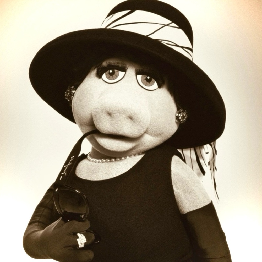 CHARLES CHANG LIMA | P | Mesh Floral Minimalist Spaghetti Strap Cami Tank Top